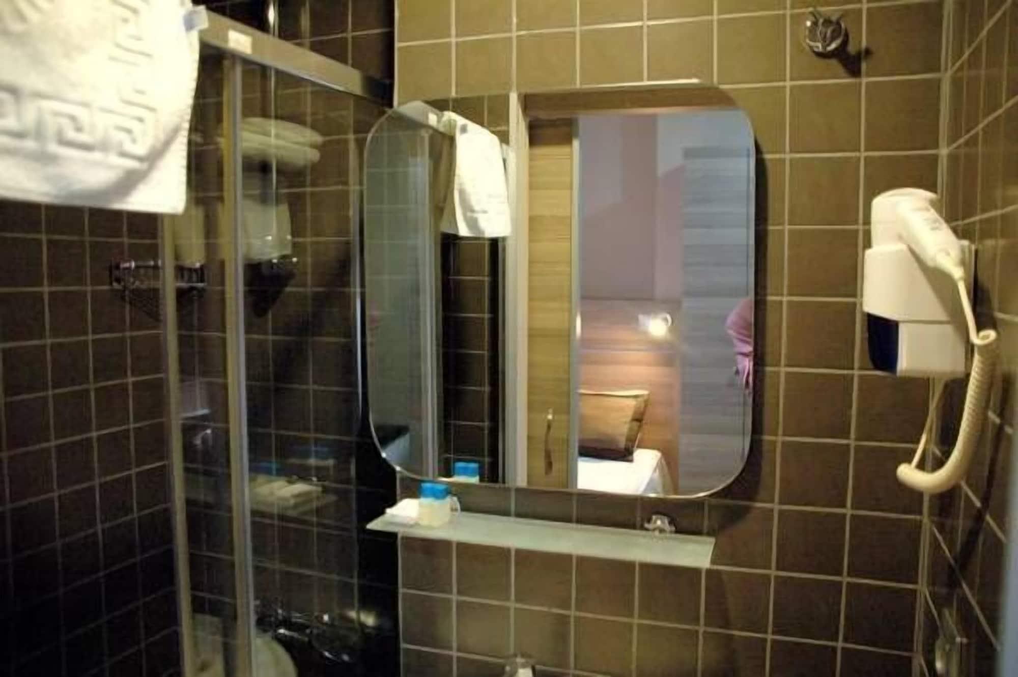 Hotel Sinem & Old Provincia di Istanbul